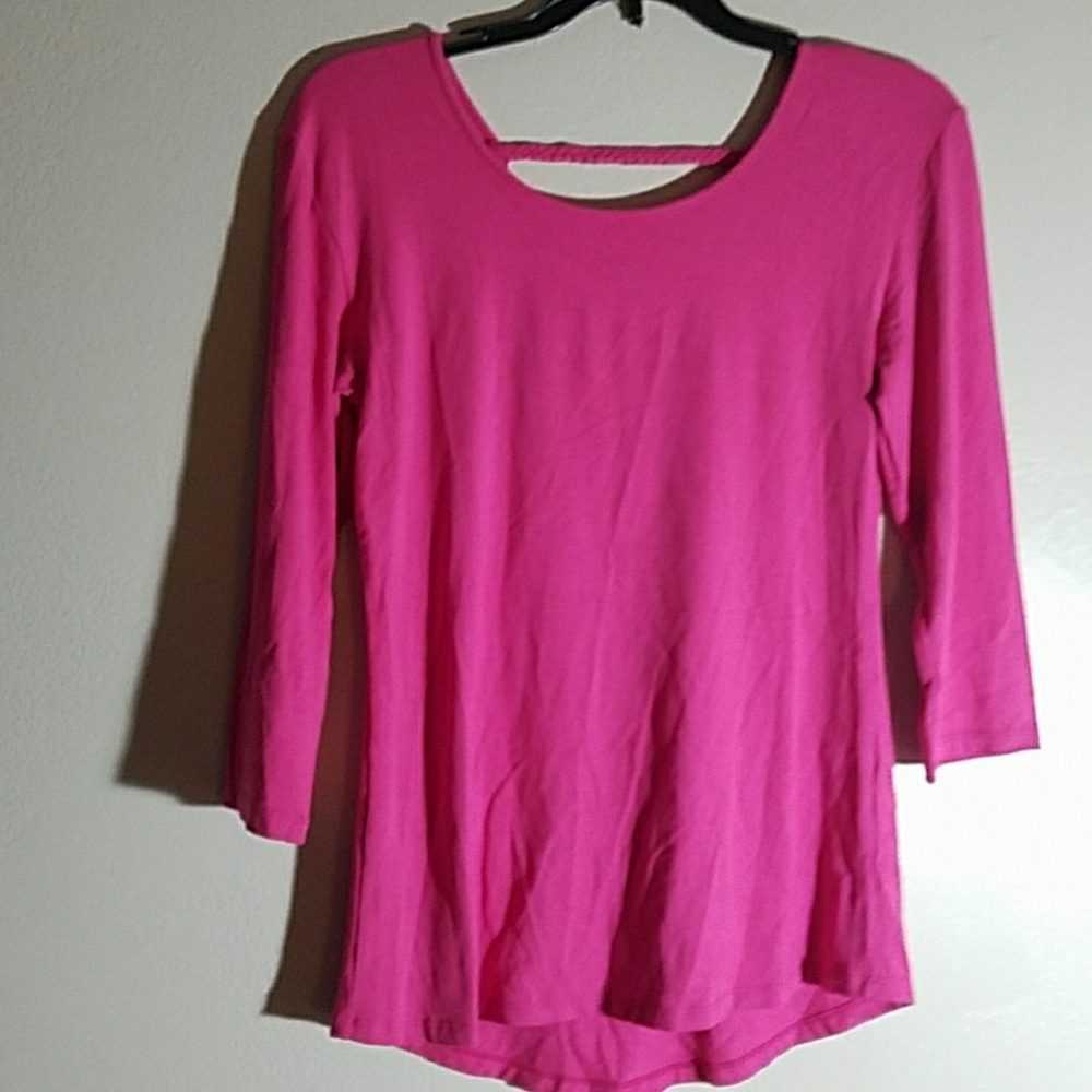 Zen Knits half sleeve top. New with tag.